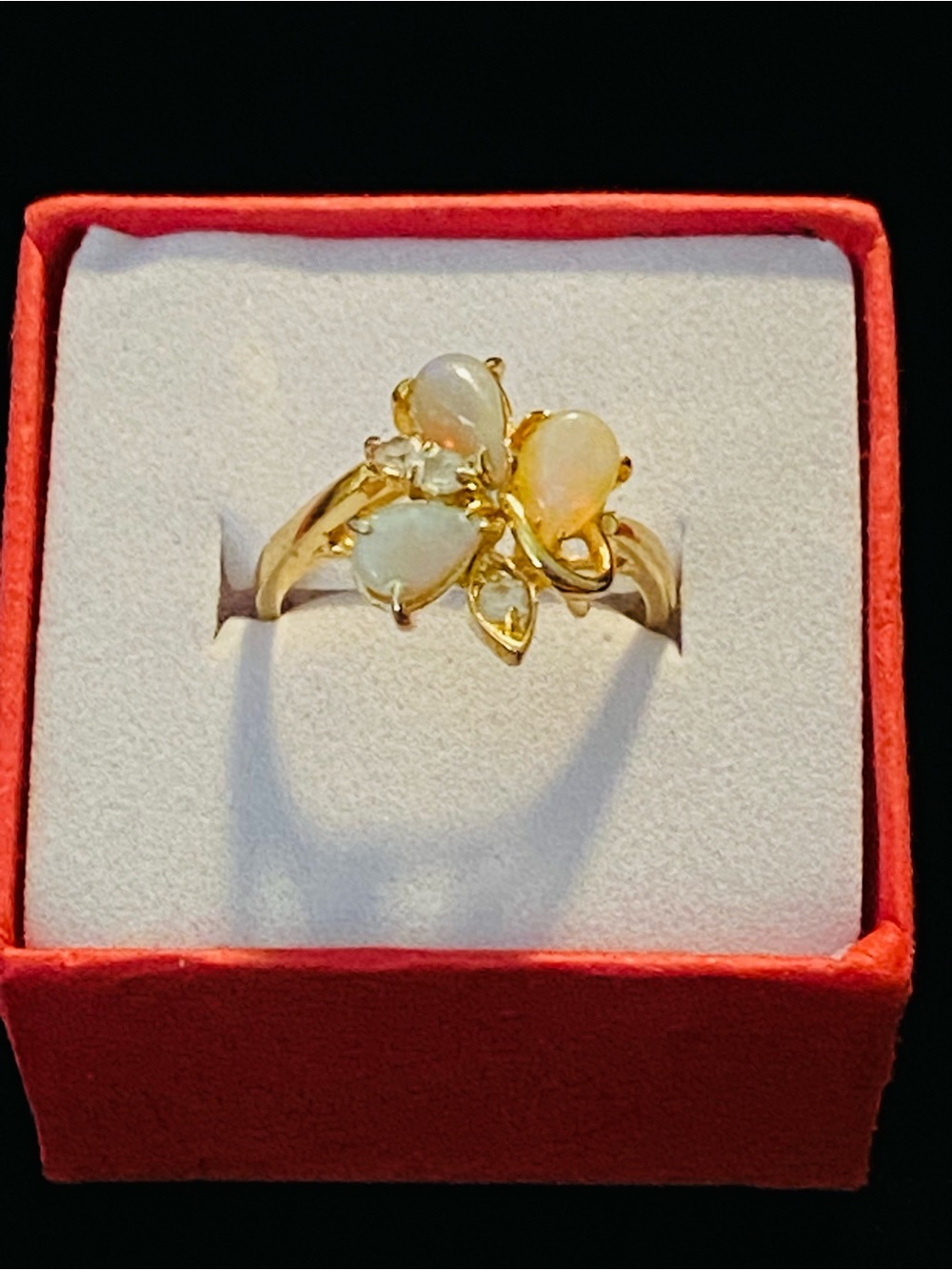 Vintage 1970 Opal Buttetfly Flower Cluster Cocktail Ring 18KT HGE Gold Size 5
